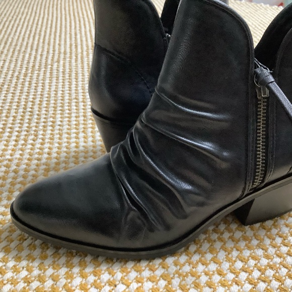 Baretraps ankle boots sernity black boots size 7 NWT - Picture 5 of 10